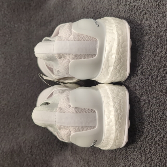 NWT adidas ULTRABOOST SLIP ON DNA White Running Shoes - Picture 10 of 11